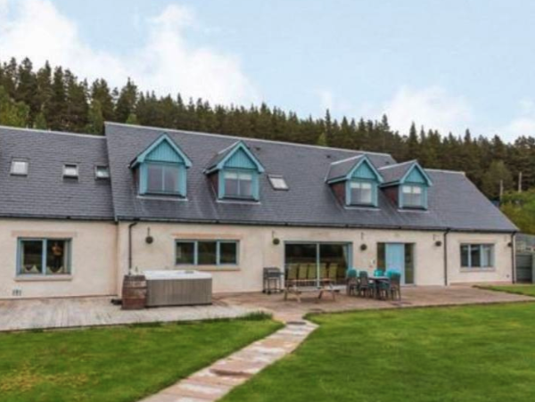Alltnacriche House