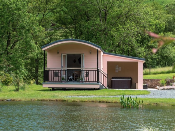 Cherry Tree Lodge