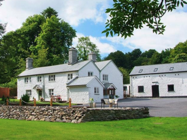 Vale House