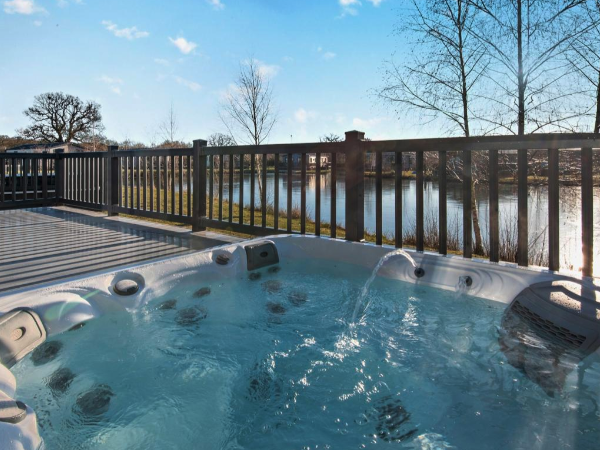 Kingfisher Lodge